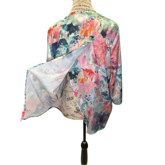 Liz Claiborne Colorful Floral Blouse - Picture 6 of 7